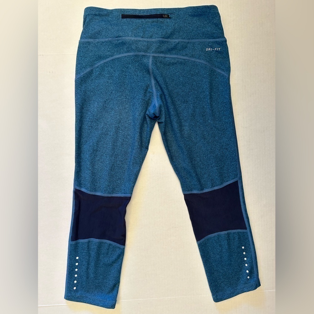 Nike Running DriFit blue crop legging with mesh accents,2 small pockets Sz-S.G20